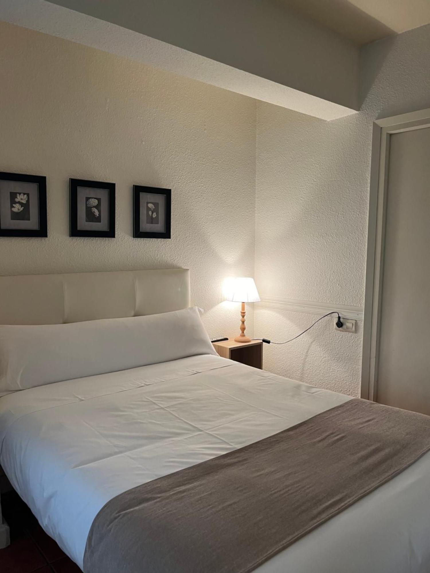 Apartamentos Ubaga Ezcaray Exteriör bild